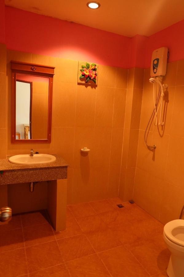 Phumin Apartment Ko Lanta Exteriör bild